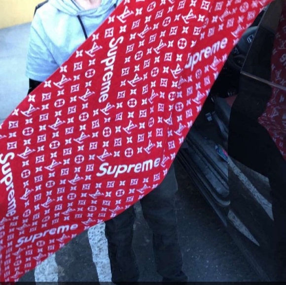Louis Vuitton x Supreme scarf - Picture 1 of 2